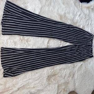 Flared, High-rise Hollister pants